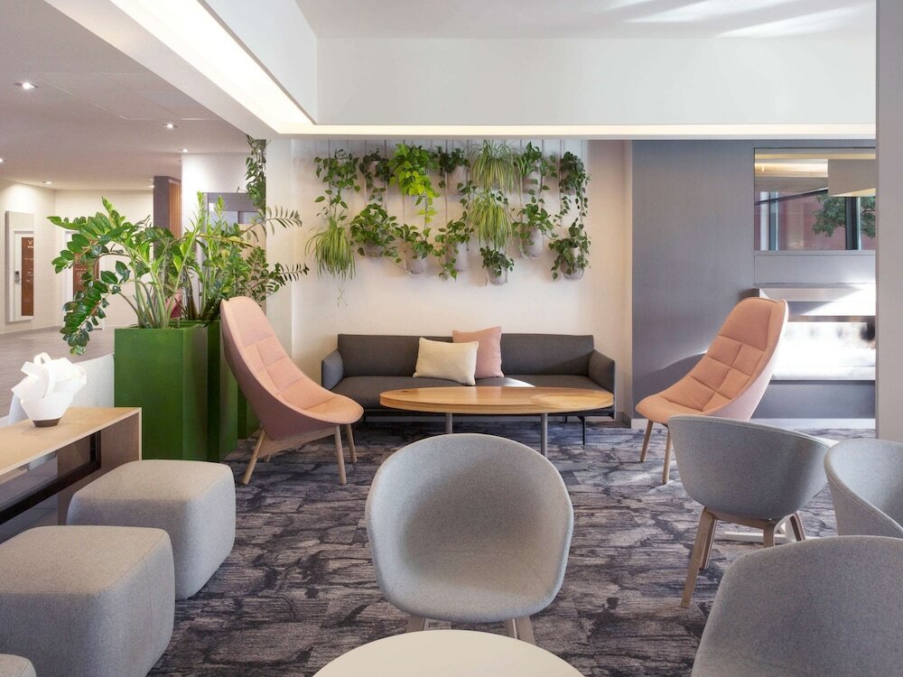 Фото Novotel Lausanne Bussigny