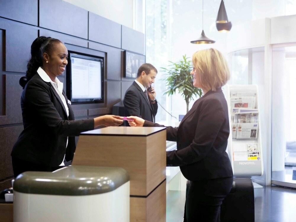 Фото Novotel Paris 17