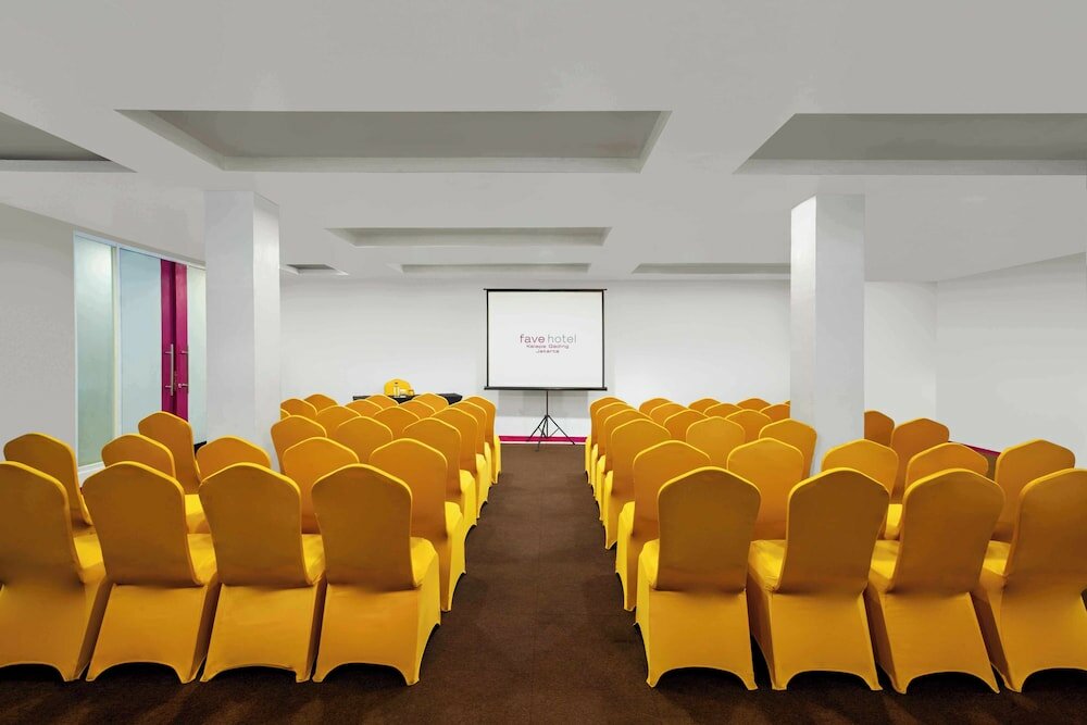 Фото Favehotel Kelapa Gading