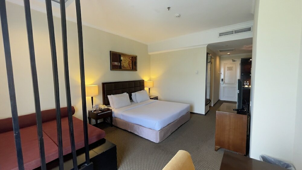 Фото Harmoni One Convention Hotel & Service Apartments