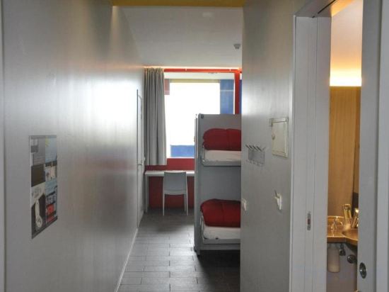 Фото Centre Esplai Hostel