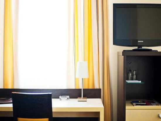 Фото отеля 4