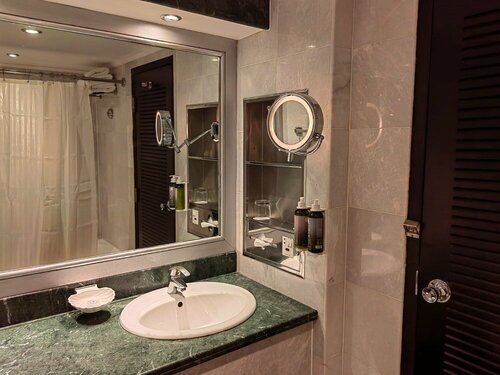 Гостиница Danat Al Ain Resort в Аль-Айне