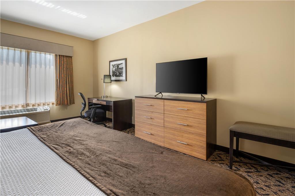 Фото Best Western Plus College Park Hotel
