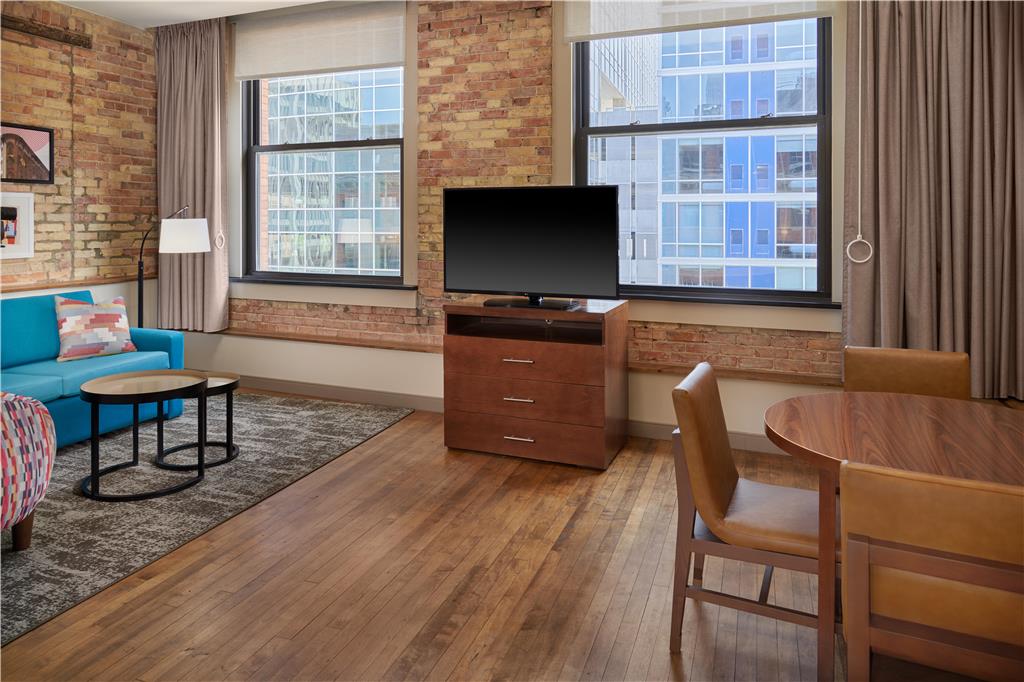 Фото Homewood Suites by Hilton Grand Rapids Downtown