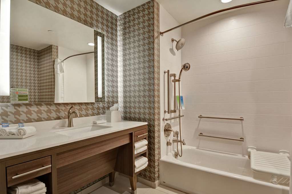 Фото Home2 Suites by Hilton Charlotte Piper Glen
