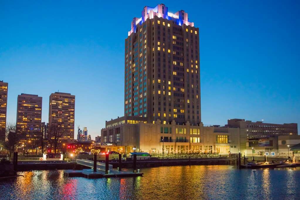 Фото Hilton Philadelphia at Penn's Landing