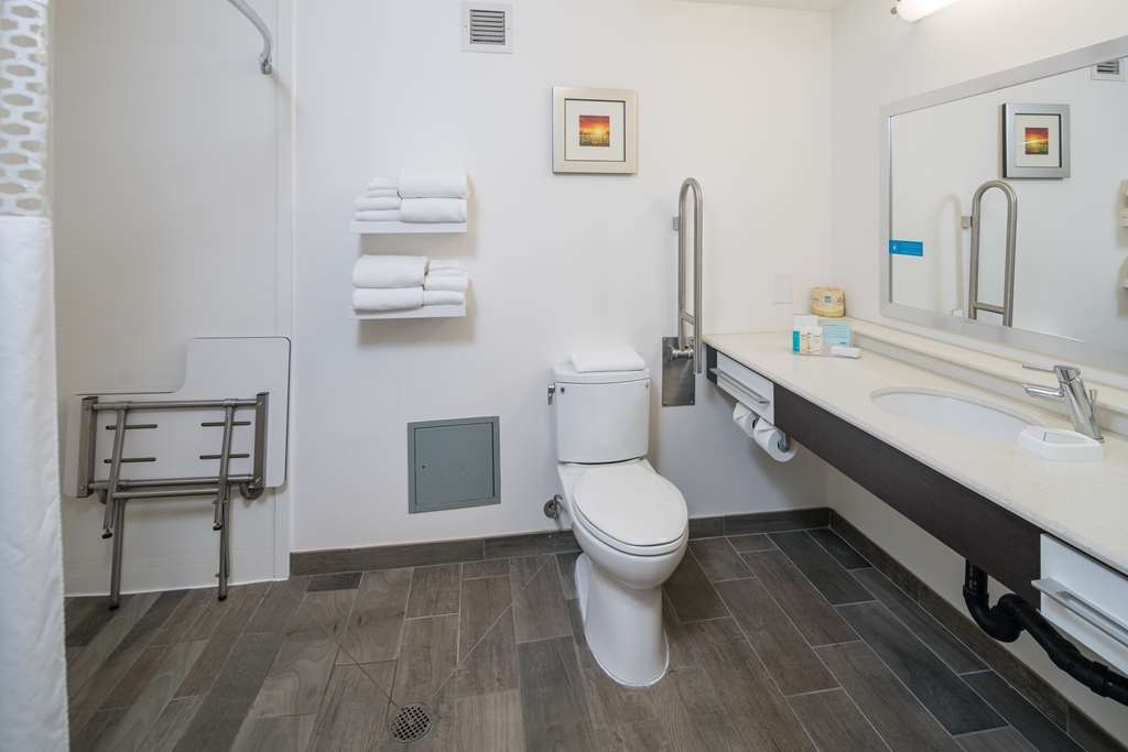 Фото Hampton Inn Livermore