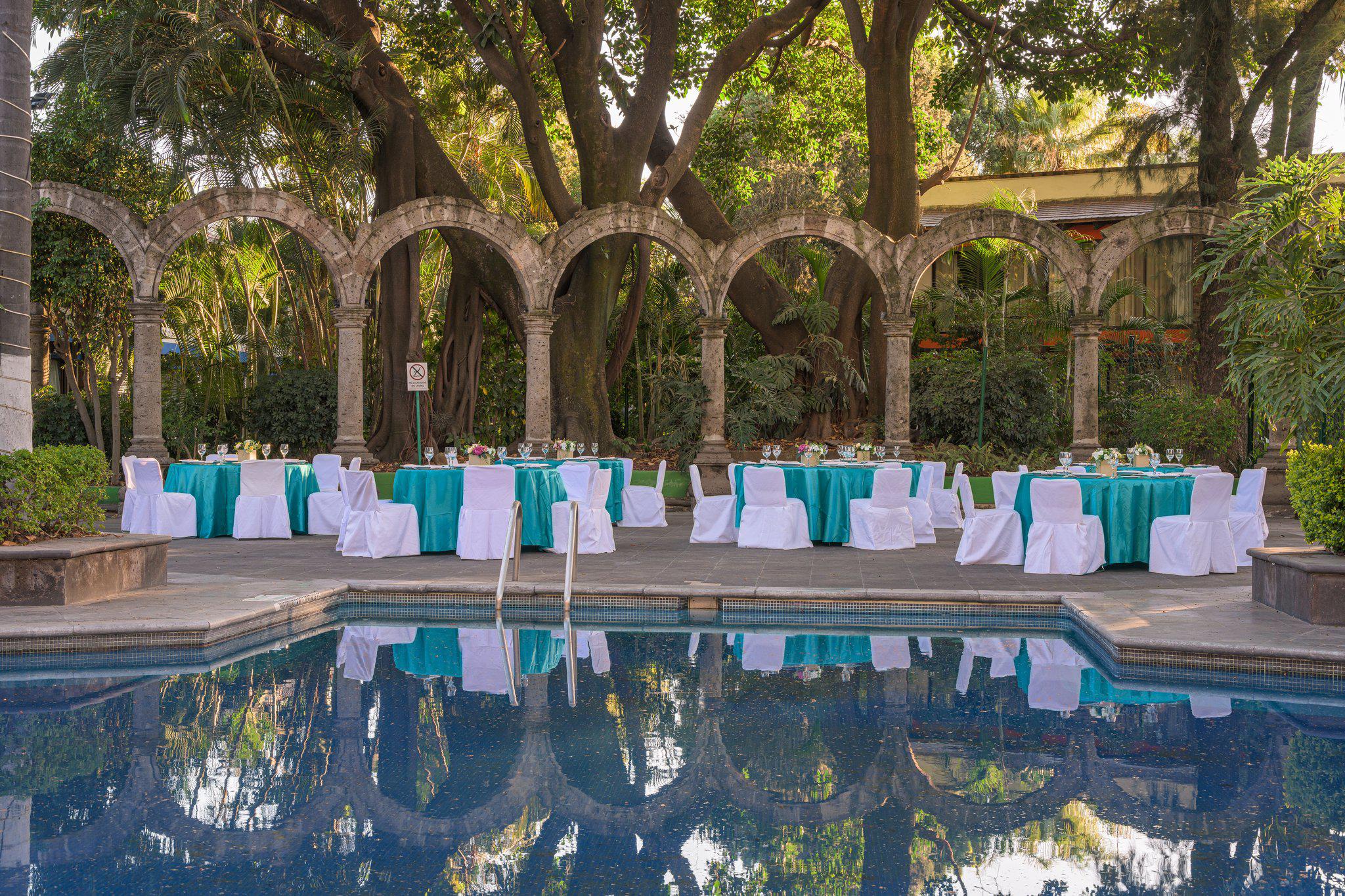 Фото Holiday Inn Guadalajara Expo