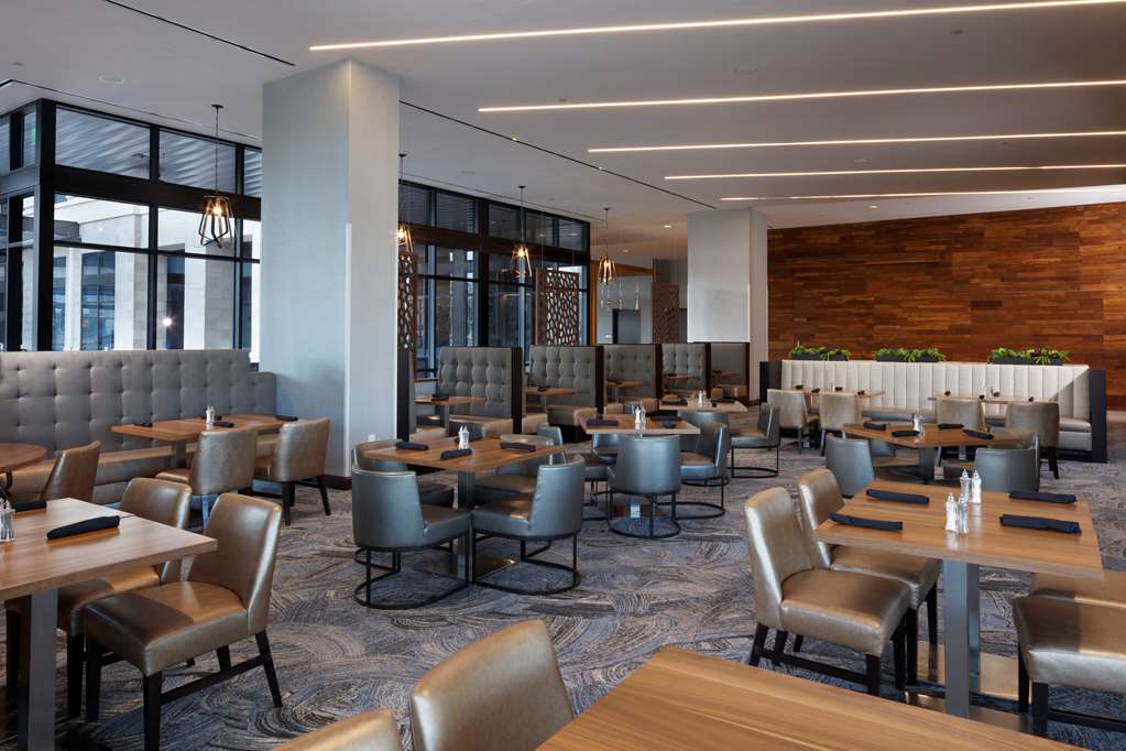 Фото Embassy Suites by Hilton Amarillo Downtown