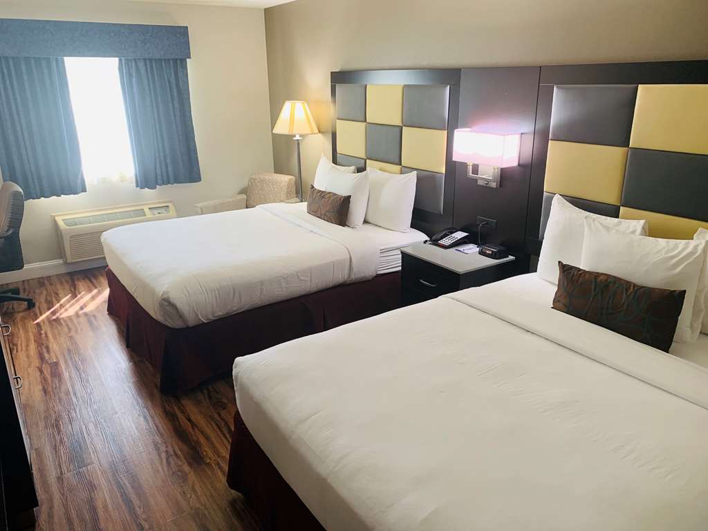 Фото SureStay Plus Hotel by Best Western Redding