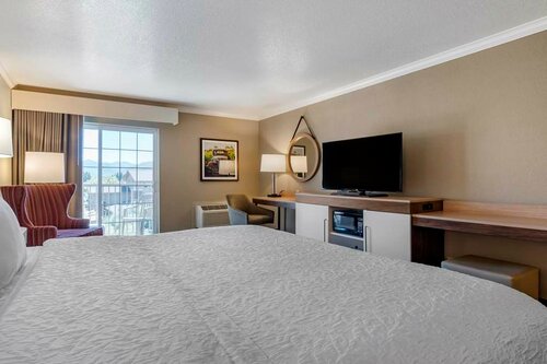 Гостиница Hampton Inn Ukiah в Юкайа
