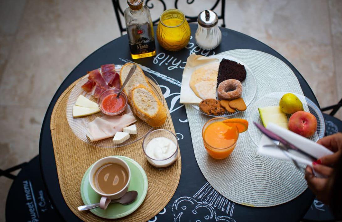 Фото отеля 2