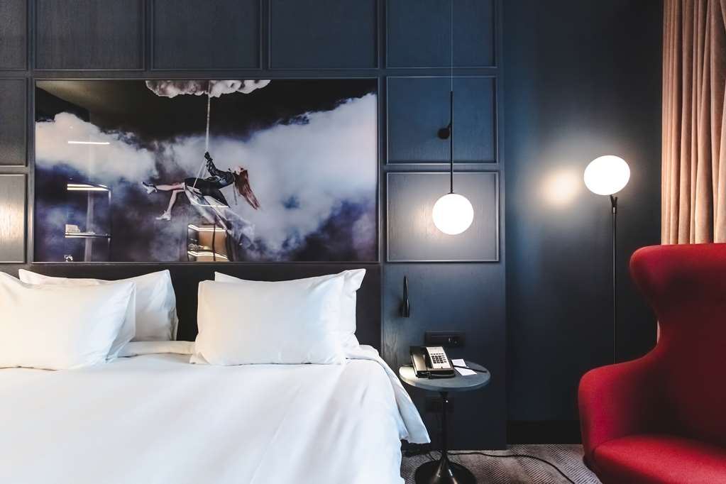 Фото Radisson Blu Hotel, Madrid Prado