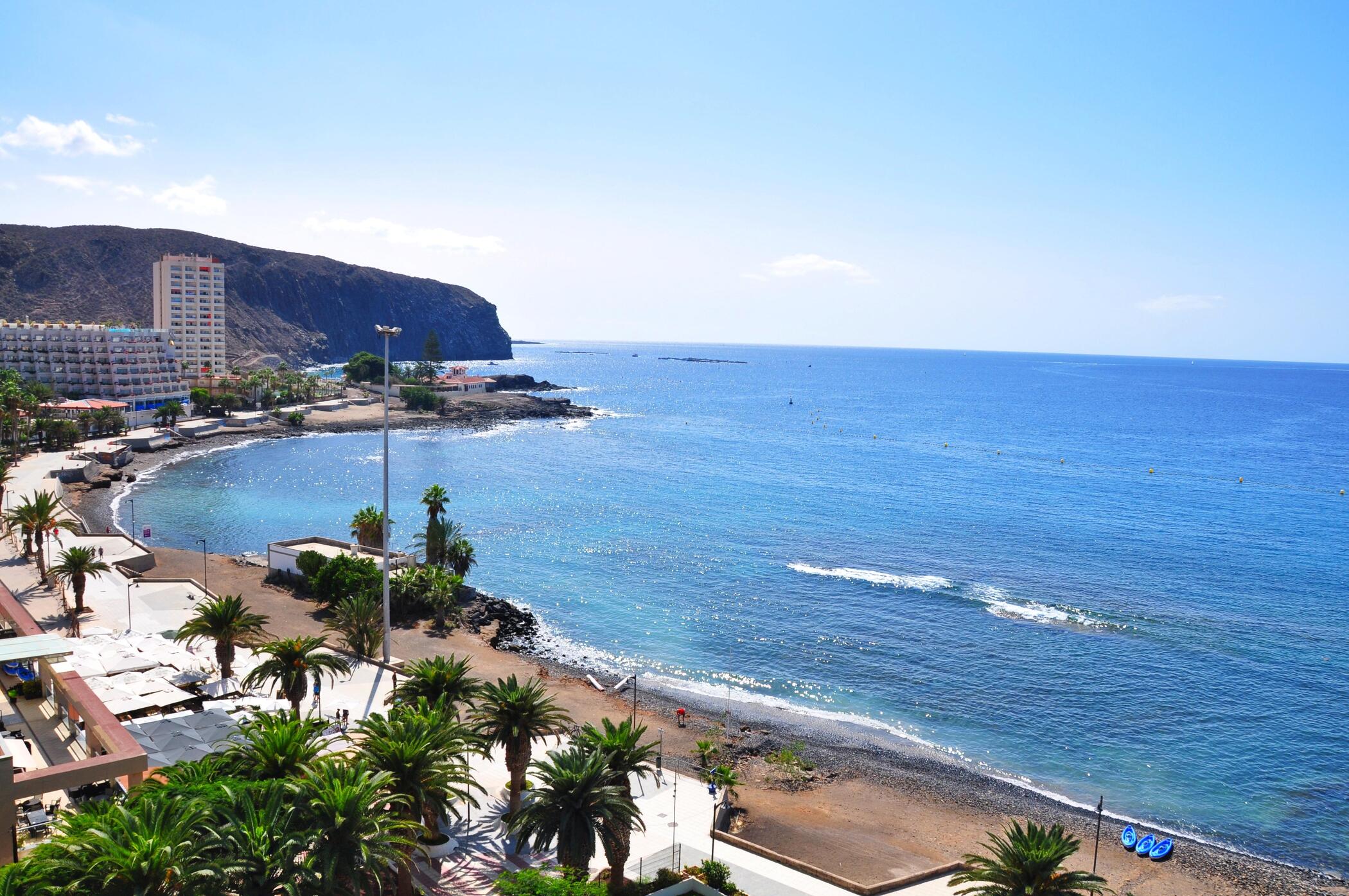 Фото Comodoro Apartments