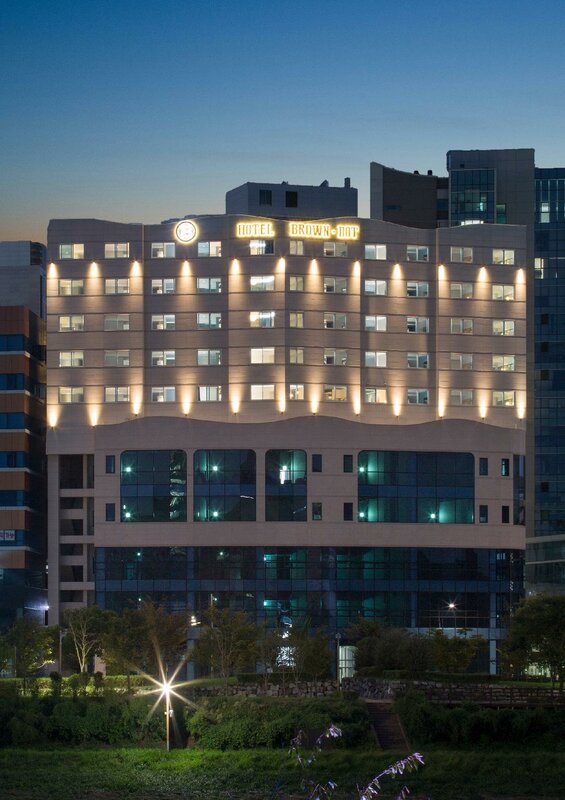 Гостиница Brown Dot Hotel Jinju в Чинджу