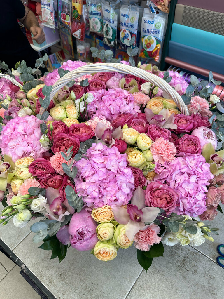 Flower shop Kapriz, Dushanbe, photo