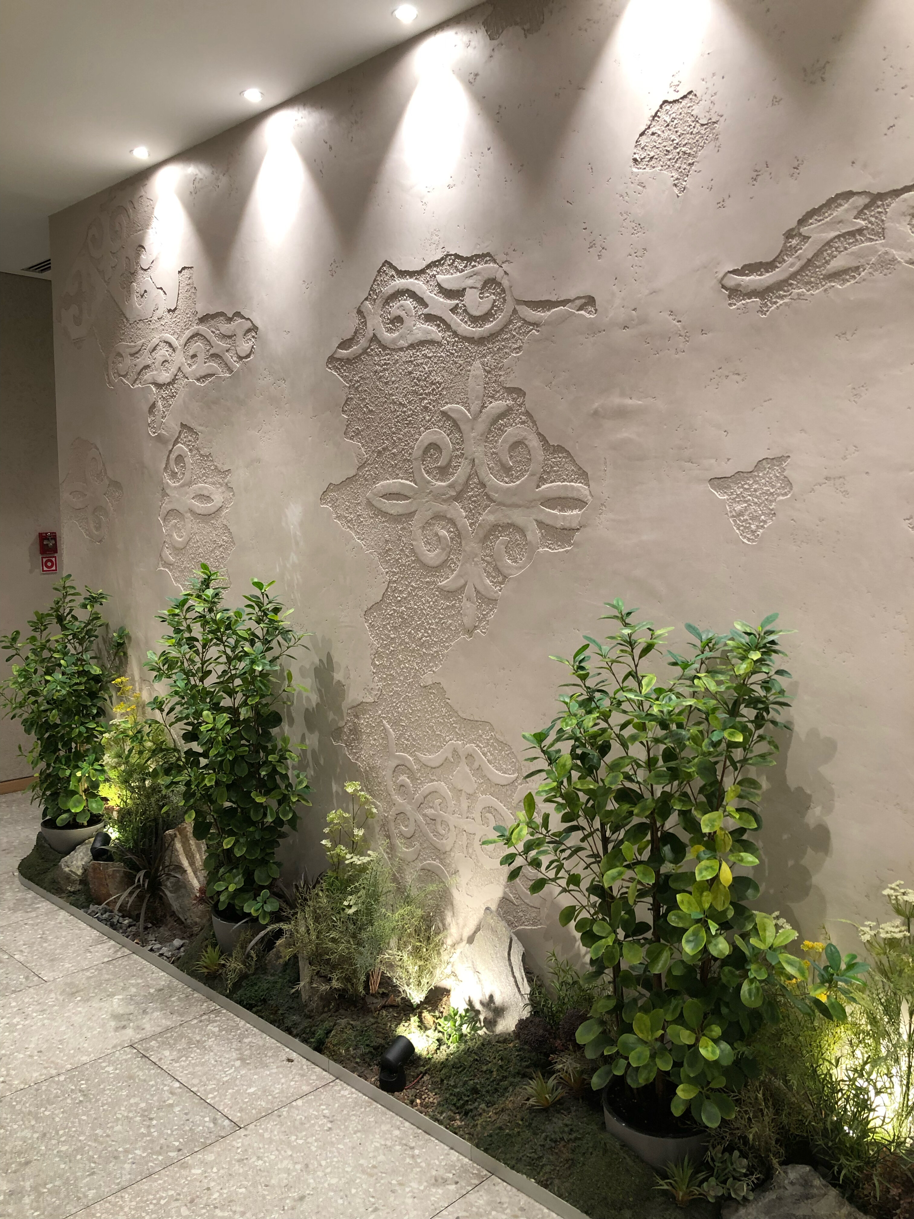 Фото Holiday Inn Almaty