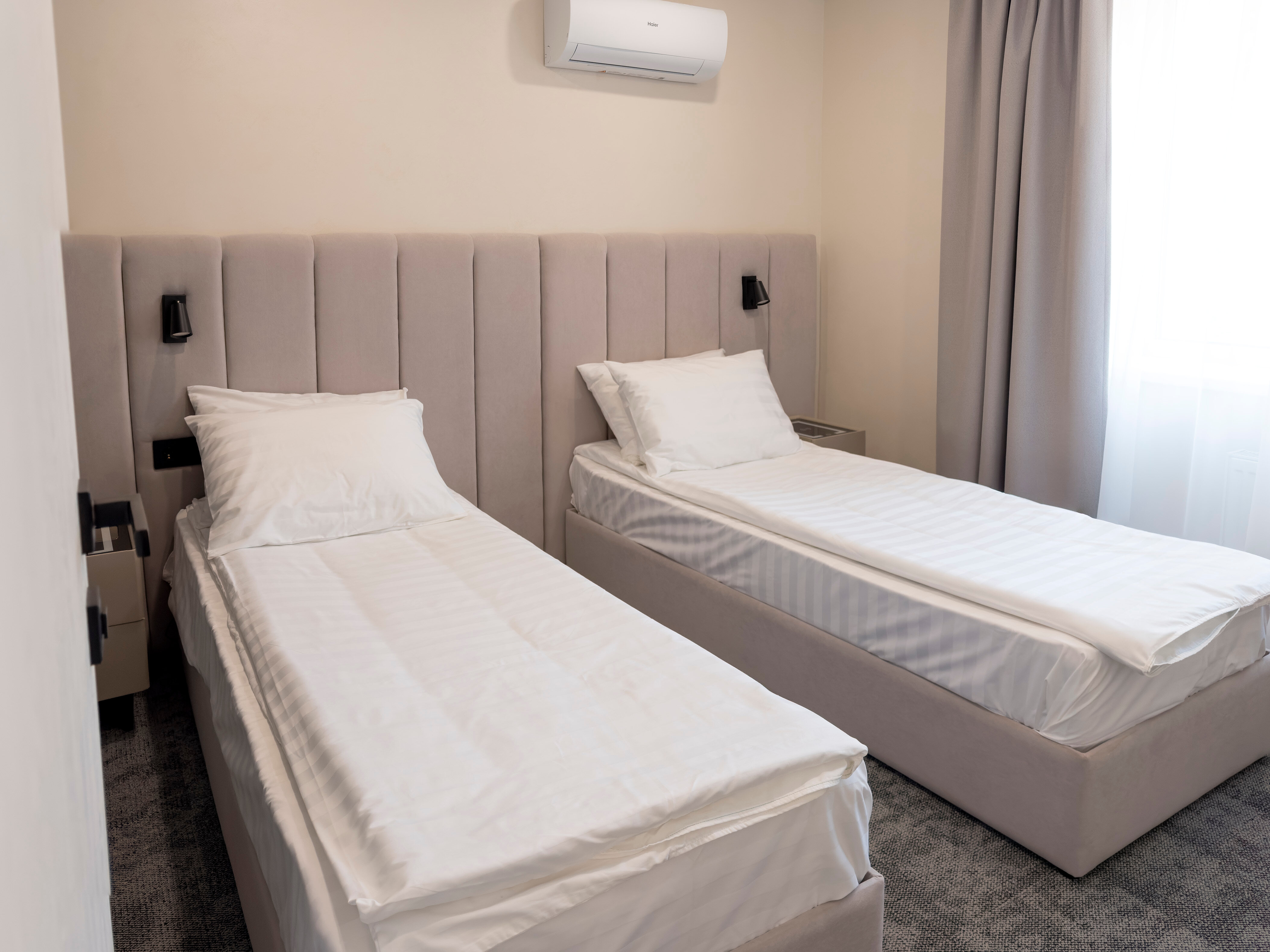 Фото Гостиничный комплекс Каменный цветок