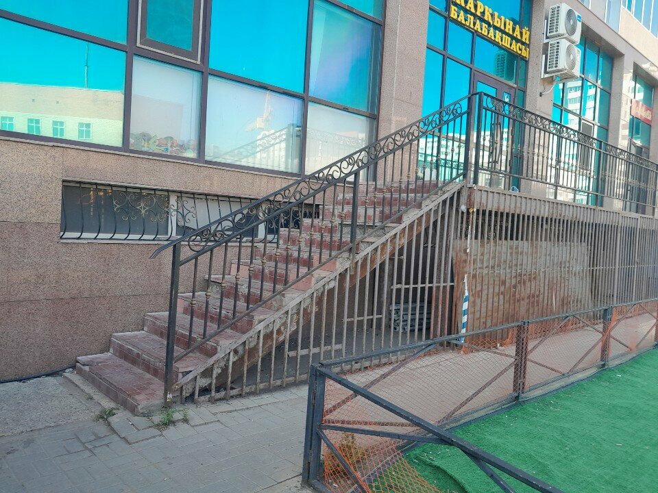 School of the arts Amiko Art School, Astana, photo