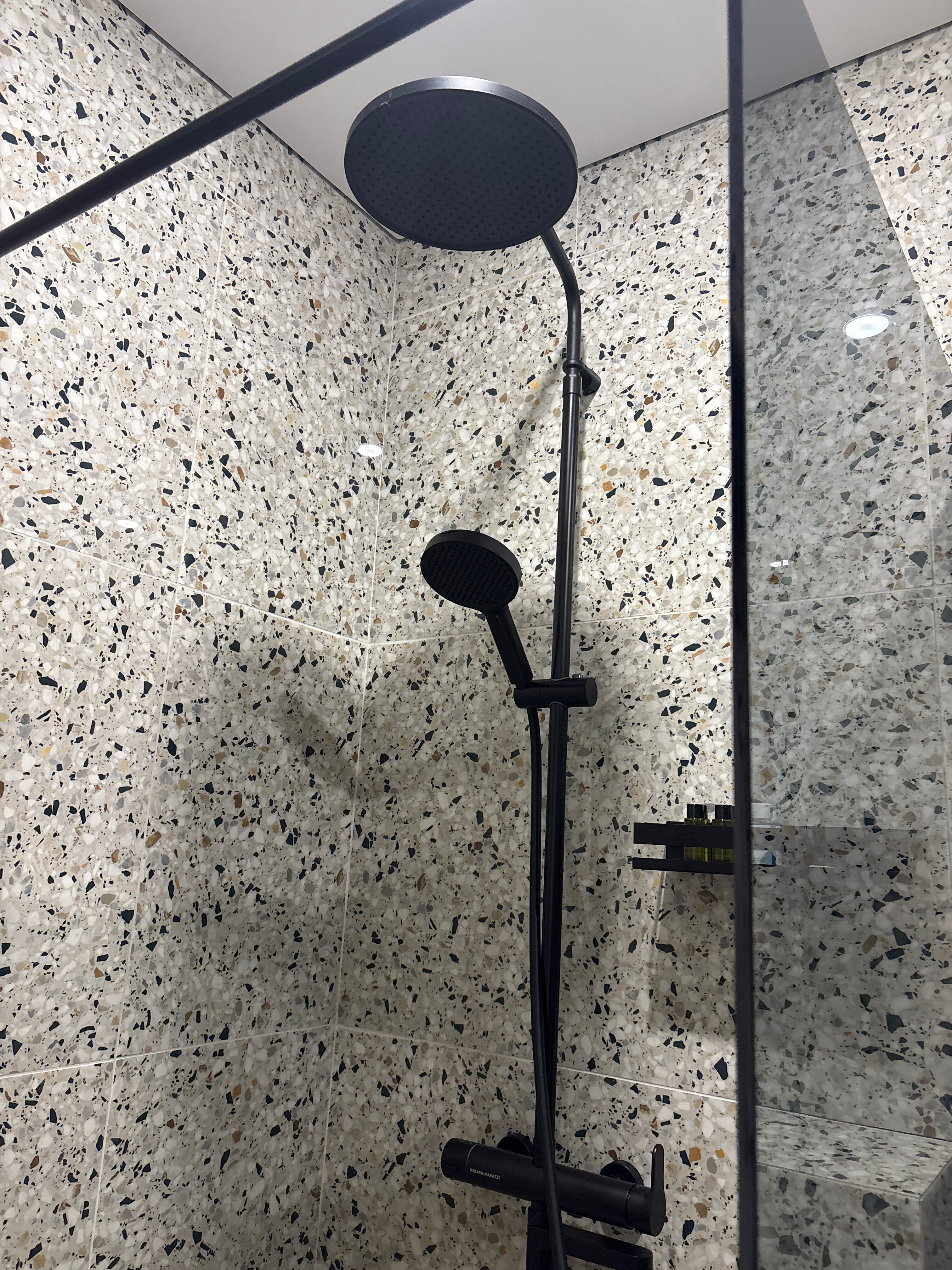 Фото Тет-а-тет