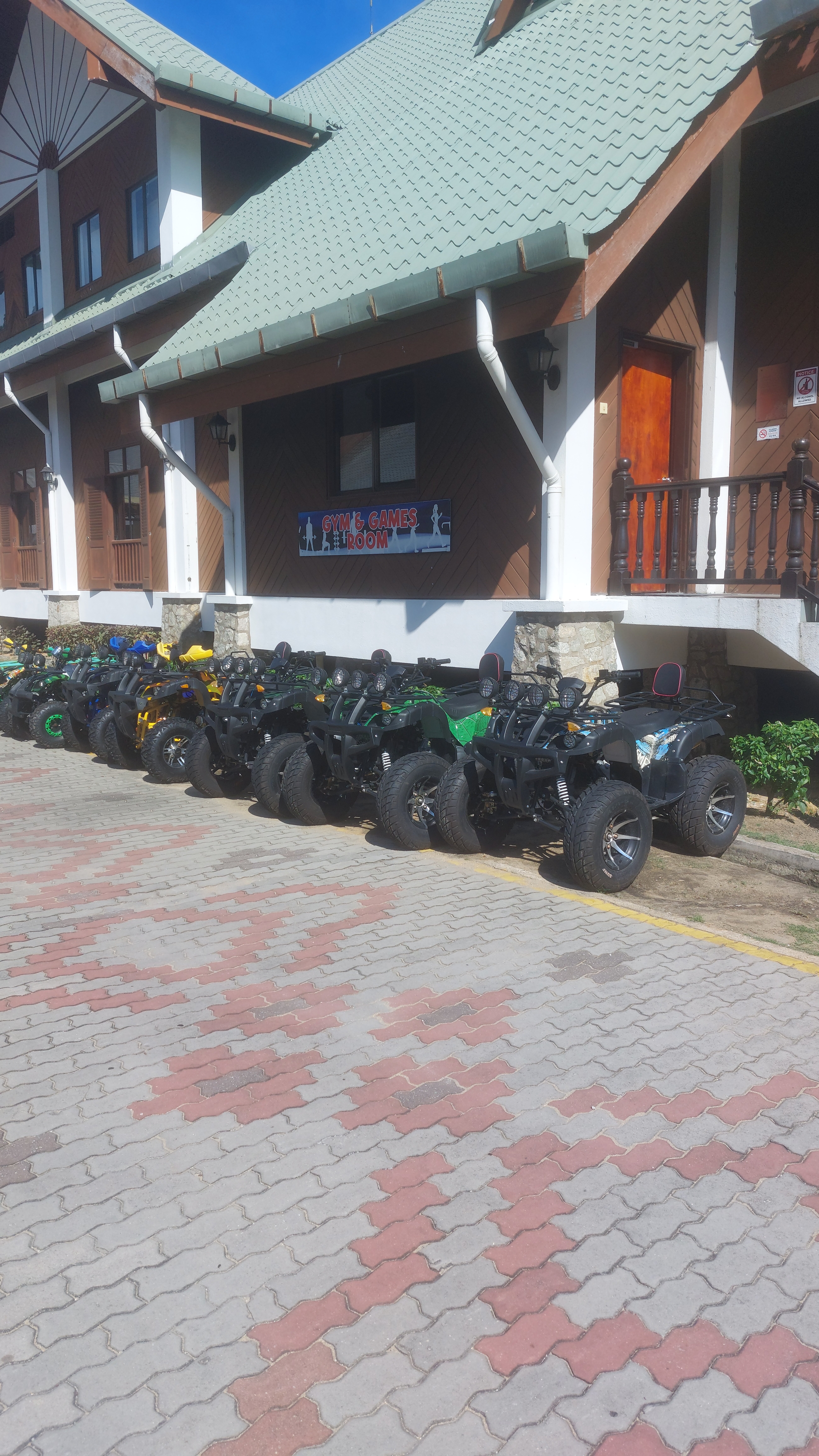 Фото Berjaya Tioman Resort