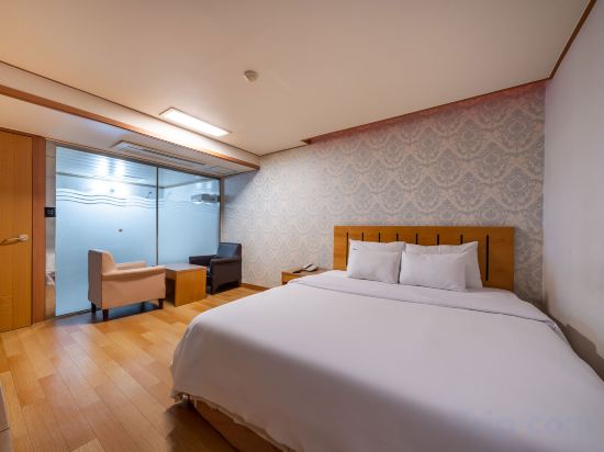 Фото Prince Hotel