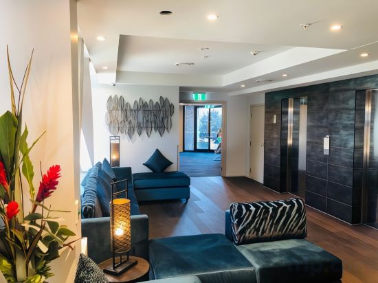 Фото Ramada Queenstown Central