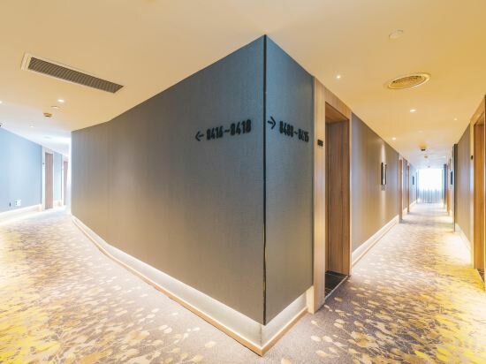 Фото Atour Hotel New International Expo Center Shanghai