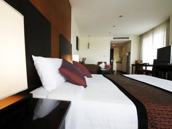 Фото Cape Racha Hotel