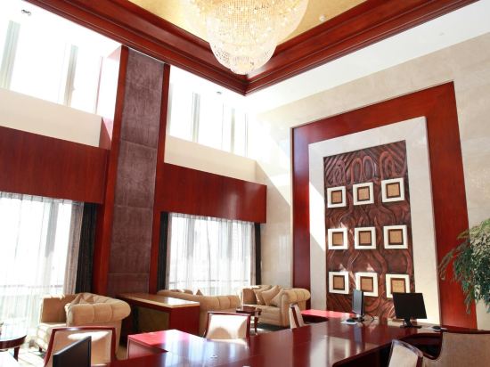 Фото Howard Johnson Tropical Garden Plaza Kunming