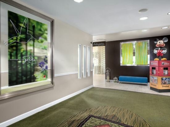 Фото Hilton Garden Inn Anaheim/Garden Grove