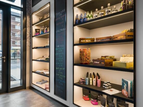 Фото The niu Square