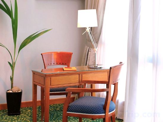 Фото Bishop Lei International House