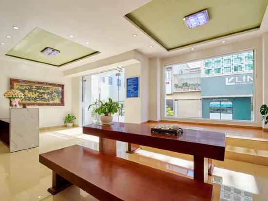 Фото Da Lat Phu Tho Hotel