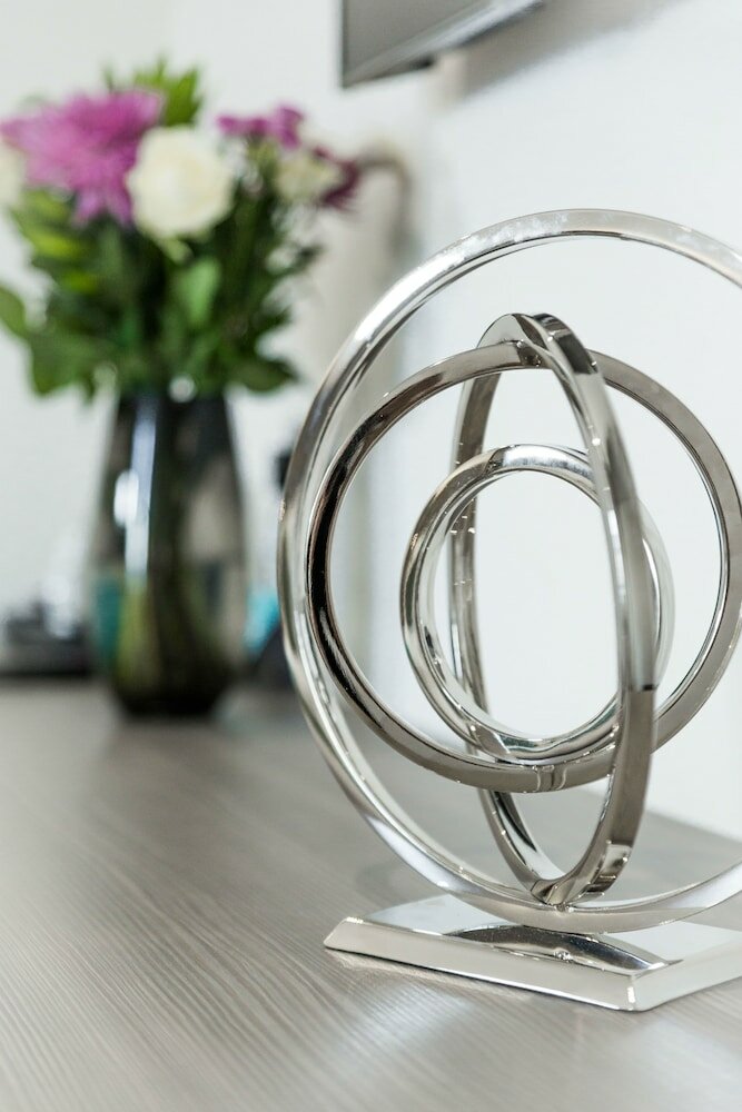 Фото The Lion & Key Hotel