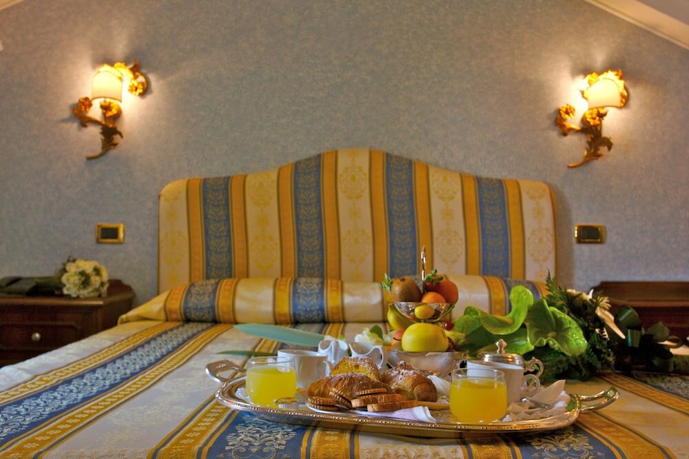 Фото Hotel Olimpia