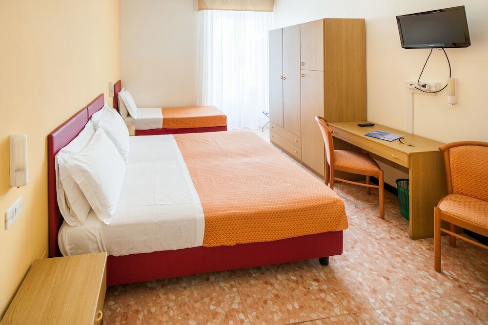 Фото Hotel Centrale Curtis