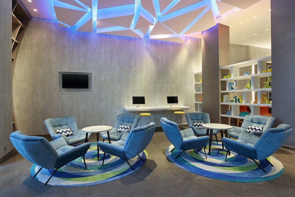 Фото Holiday Inn Express Jakarta Wahid Hasyim, an Ihg Hotel