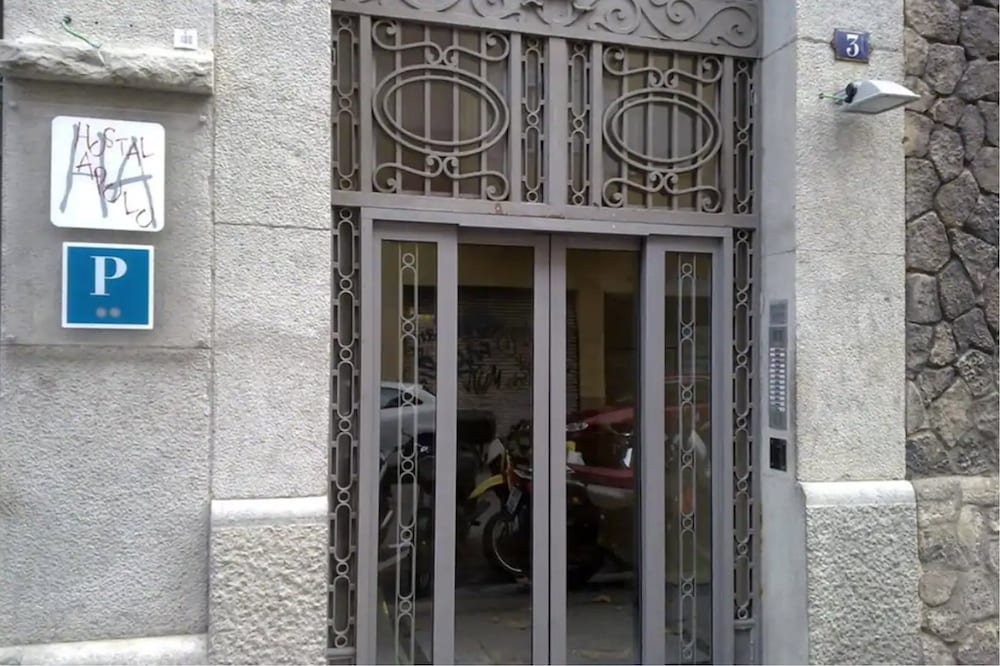 Фото Hostal Apolo