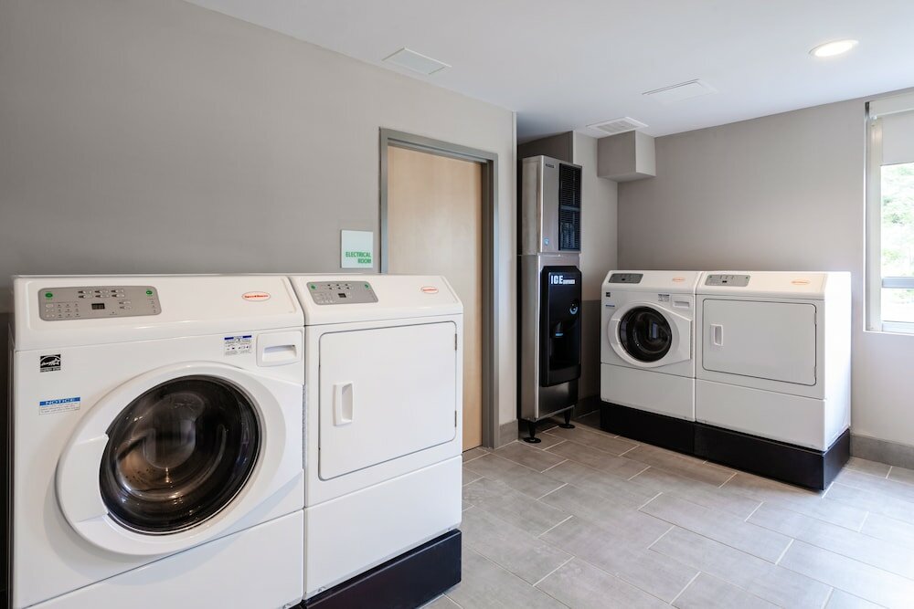 Фото Holiday Inn Tallahassee E Capitol - Univ, an Ihg Hotel