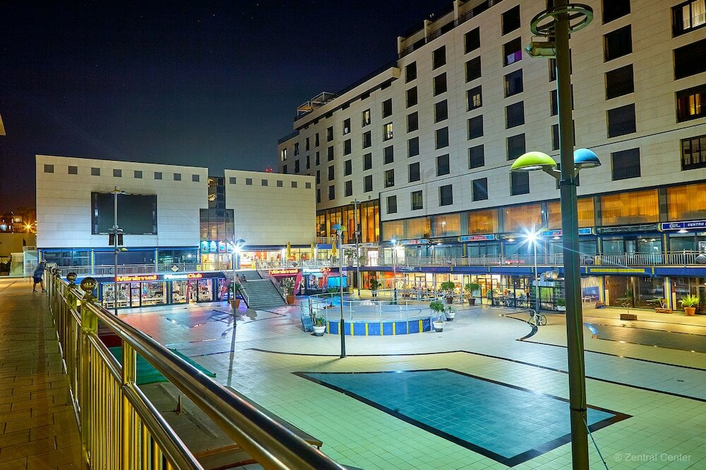 Фото Hotel Zentral Center Adults Only