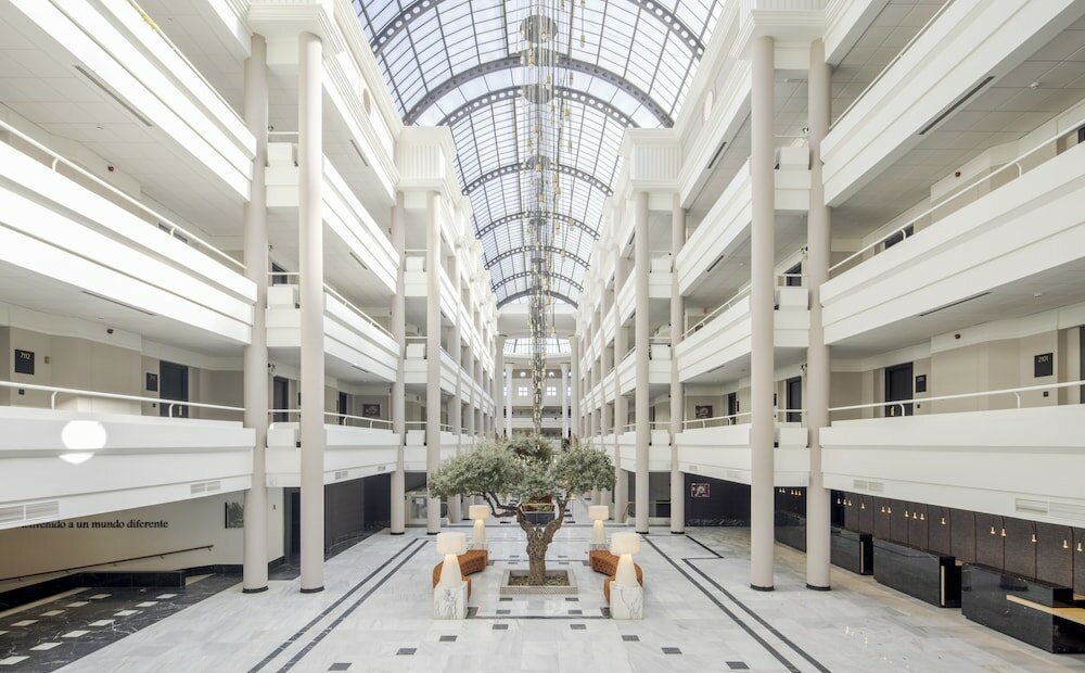 Фото Hotel Ilunion Alcora Sevilla