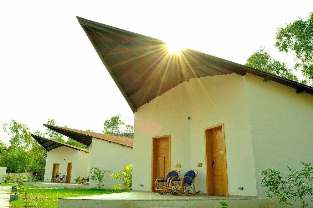 Фото Bamboo Saa Resort & SPA