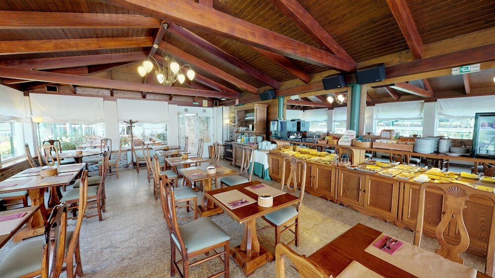 Фото Hotel Virxe da Cerca