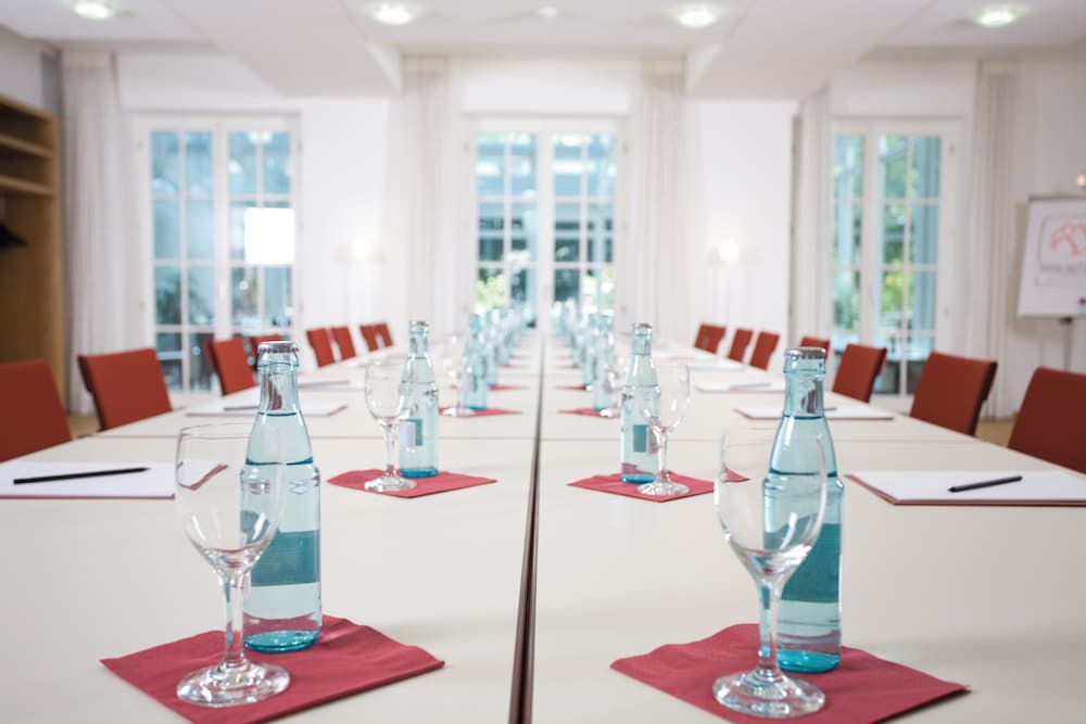 Фото Cph Parkhotel Wolfsburg