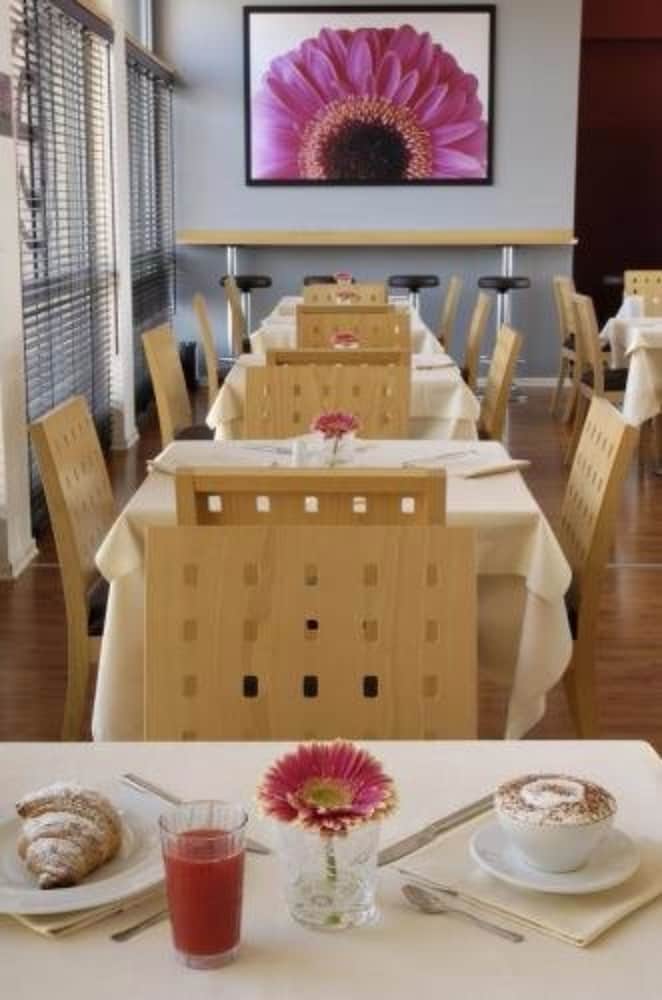 Фото Hotel Executive