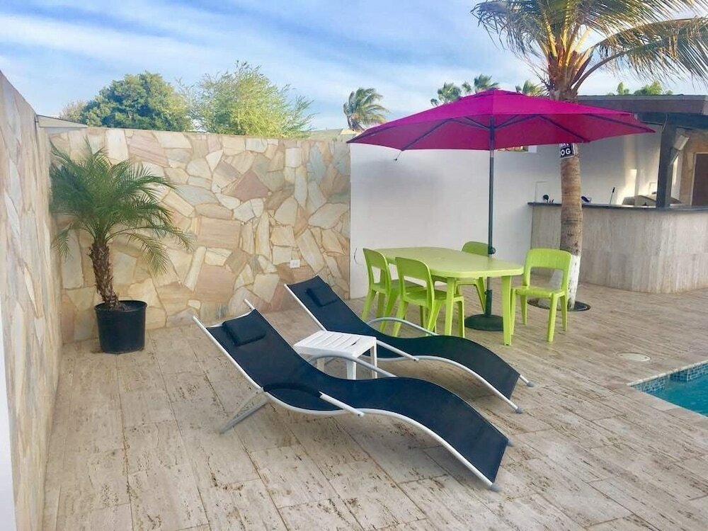 Фото Genesis Apartments