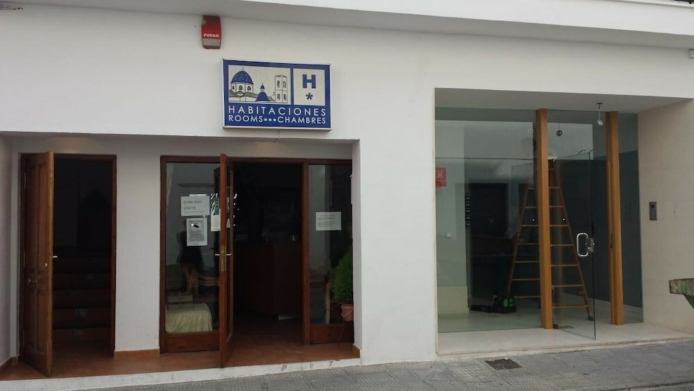 Фото Hostal Fornet