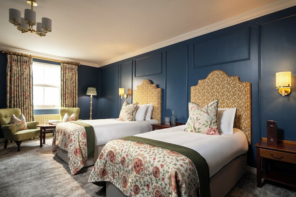 Фото Londonderry Arms Hotel
